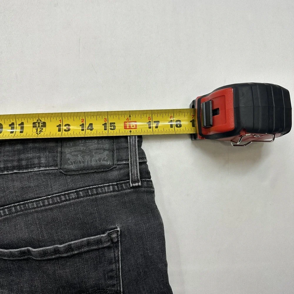 Levi's 721 Women's High‎ Rise Skinny Jeans Size 33 Waterless Stretch Denim Black